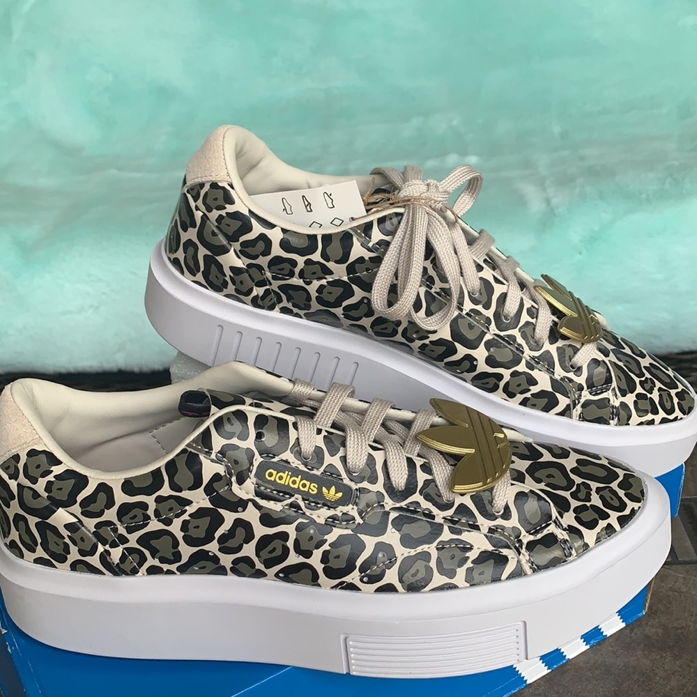 ADIDAS SLEEK SUPER WMNS - Picture 9 of 16